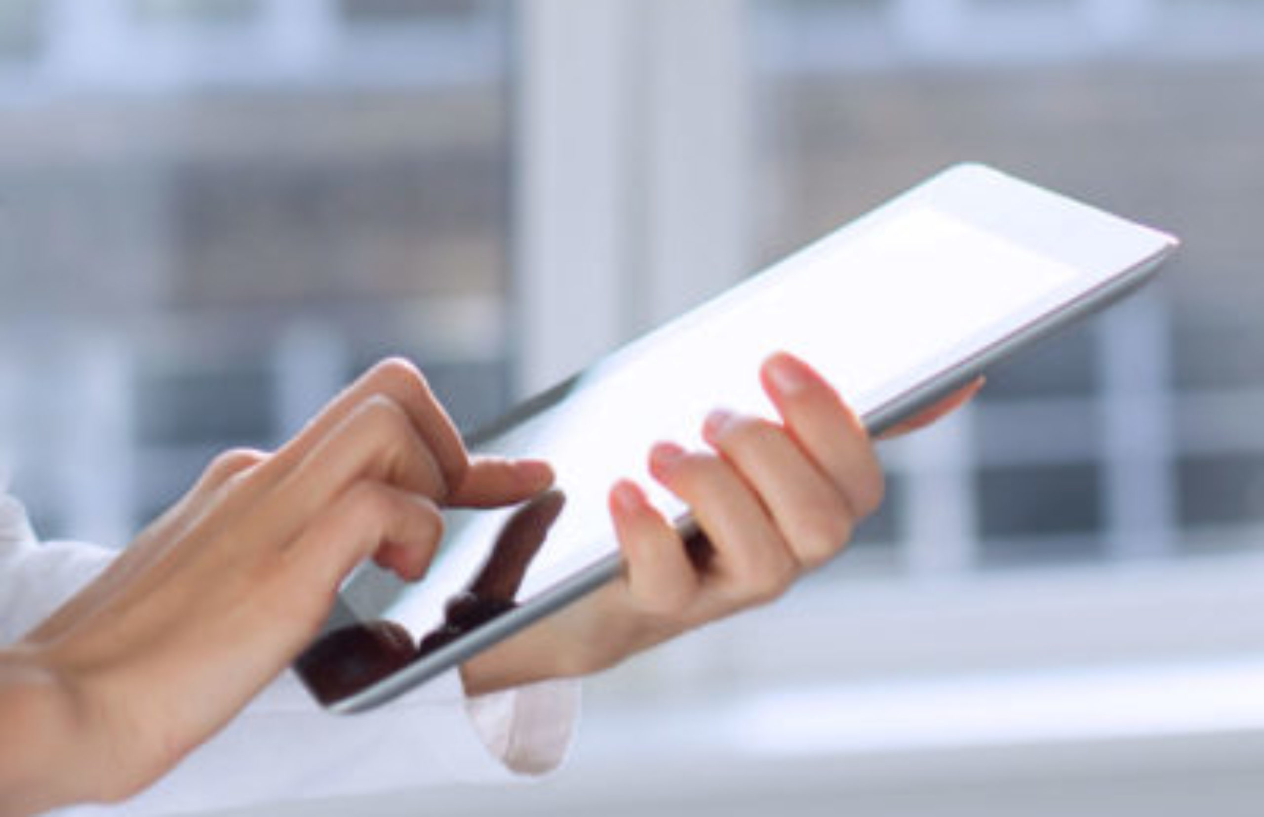 nurse_iPad_med-400x300